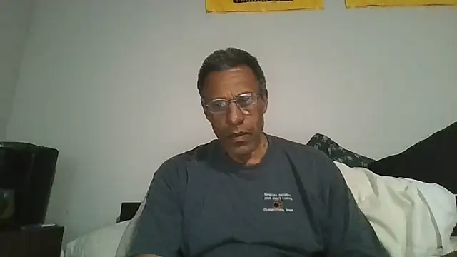 swimmer2496 online show from 14, 5, 2026