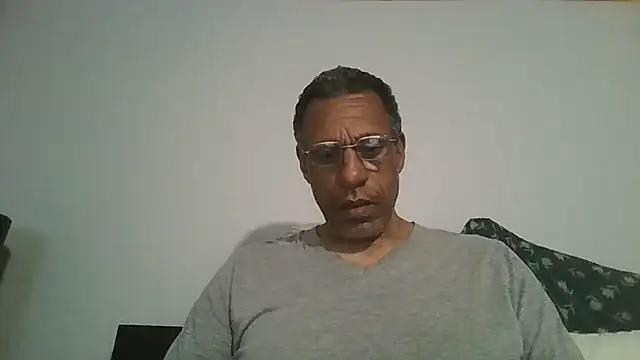 swimmer2496 online show from 2, 5, 2026