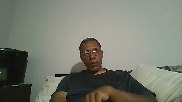 swimmer2496 online show from 19, 6, 2026