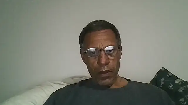 swimmer2496 online show from 7, 5, 2026