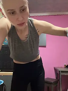 Snapshot of Alis_Roxy chatting on 1, 2, 2026 Alis Roxy online show from 1, 2, 2026