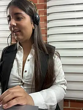 A-uroora online show from 5, 2, 2026