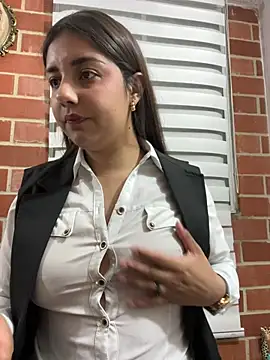 A-uroora online show from 13, 3, 2026