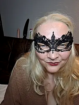 MaskedQueen77 online show from 21, 5, 2026