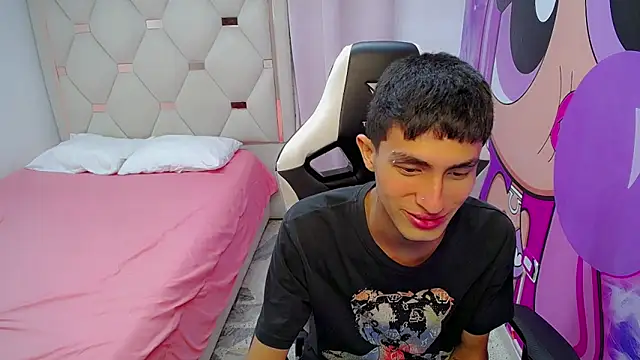 Snapshot of Akyra_latinn chatting on 16, 2, 2026 Akyra latinn online show from 16, 2, 2026