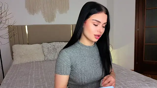 Snapshot of Silena_sky chatting on 10, 6, 2026 Silena sky online show from 10, 6, 2026