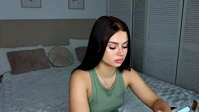 Snapshot of Silena_sky chatting on 14, 7, 2026 Silena sky online show from 14, 7, 2026