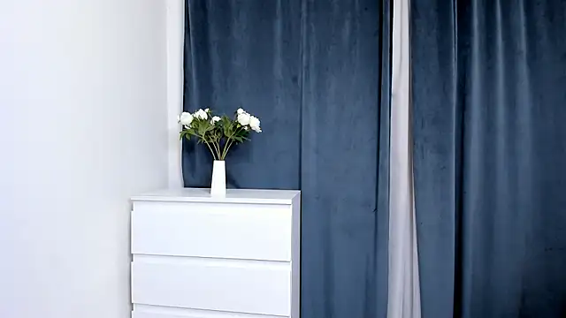 Snapshot of TreasaCrebs chatting on 26, 2, 2026 TreasaCrebs online show from 26, 2, 2026