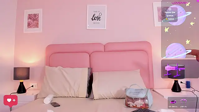 sexy curlylady online show from 13, 2, 2026