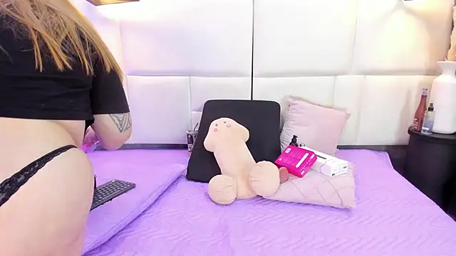 Martina armos online show from 18, 4, 2026