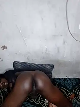 Snapshot of Chocolate_Queenxx03 chatting on 25, 2, 2026 Chocolate Queenxx03 online show from 25, 2, 2026