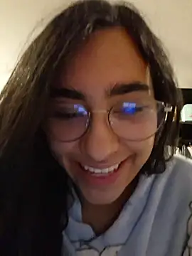 Snapshot of scarlett25__ chatting on 9, 2, 2026 scarlett25 online show from 9, 2, 2026