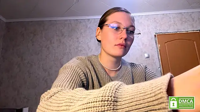 Jolievic online show from 12, 4, 2026