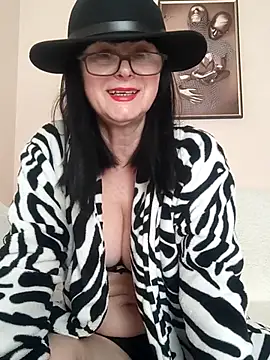 AliceSwan57 online show from 26, 4, 2026
