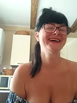 Snapshot of AliceSwan57 chatting on 17, 7, 2026 AliceSwan57 online show from 17, 7, 2026