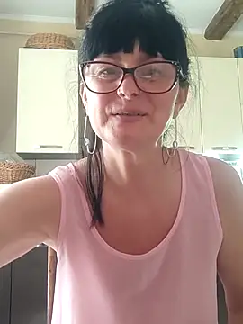 Snapshot of AliceSwan57 chatting on 26, 6, 2026 AliceSwan57 online show from 26, 6, 2026