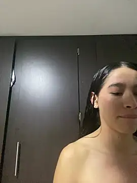 JuliaaVega online show from 28, 2, 2026