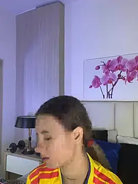 JuliaColemann online show from 3, 7, 2026
