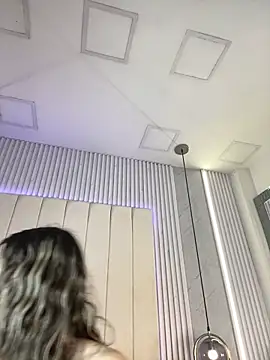 Snapshot of JuliaColemann chatting on 21, 2, 2026 JuliaColemann online show from 21, 2, 2026