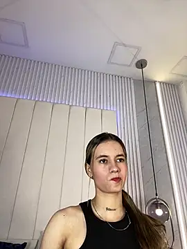 Snapshot of JuliaColemann chatting on 8, 2, 2026 JuliaColemann online show from 8, 2, 2026