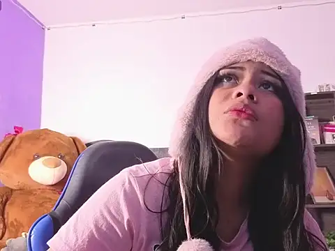 Snapshot of BadKittyy chatting on 6, 2, 2026 BadKittyy online show from 6, 2, 2026