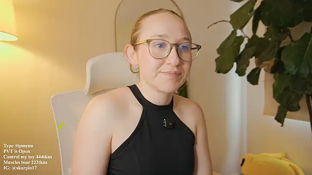 Scarlett NoirMuse online show from 17, 5, 2026