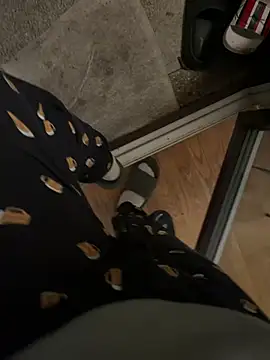 InkedGuy1 online show from 27, 3, 2026