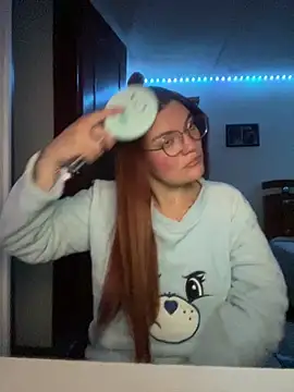 Snapshot of Vixroy7 chatting on 7, 2, 2026 Vixroy7 online show from 7, 2, 2026