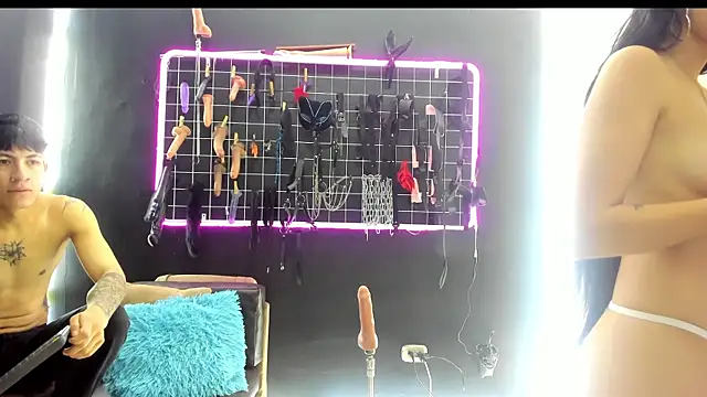 Slave Melany bdsm online show from 19, 5, 2026