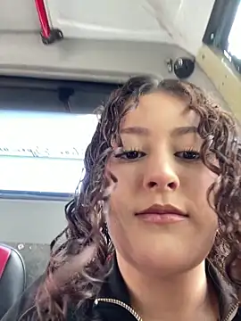 Snapshot of lizzy_luminair chatting on 23, 2, 2026 lizzy luminair online show from 23, 2, 2026