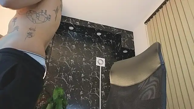 mister eithan online show from 16, 4, 2026