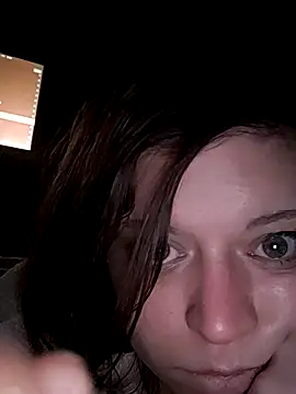 KumKitten1234 online show from 19, 1, 2026