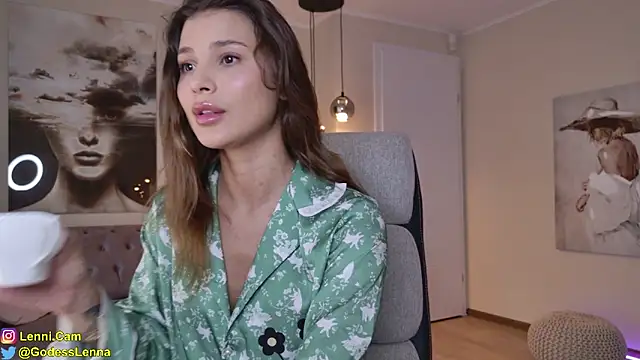 Lenna Godess online show from 7, 2, 2026