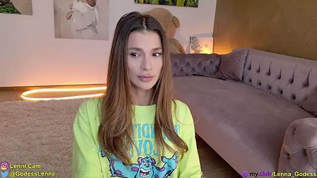 Lenna Godess online show from 6, 3, 2025