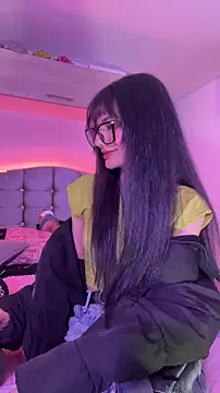  Lucycherry online show from 17, 2, 2026