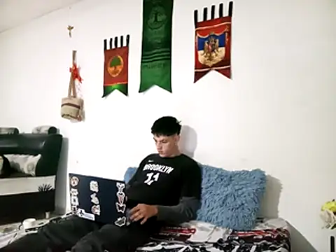 blackninja66 online show from 17, 4, 2026