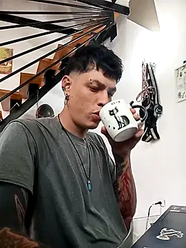 blackninja66 online show from 12, 4, 2026