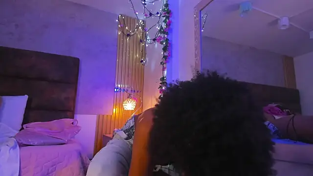 Snapshot of Afrodita_Greenn chatting on 12, 6, 2026 Afrodita Greenn online show from 12, 6, 2026
