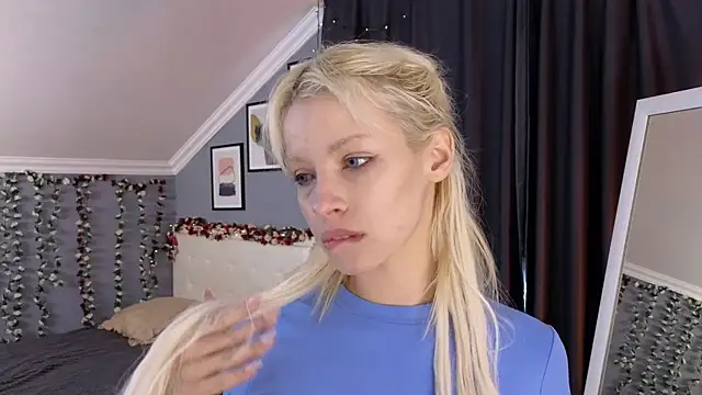 Snapshot of Naomi_Demio chatting on 5, 7, 2026 Naomi Demio online show from 5, 7, 2026
