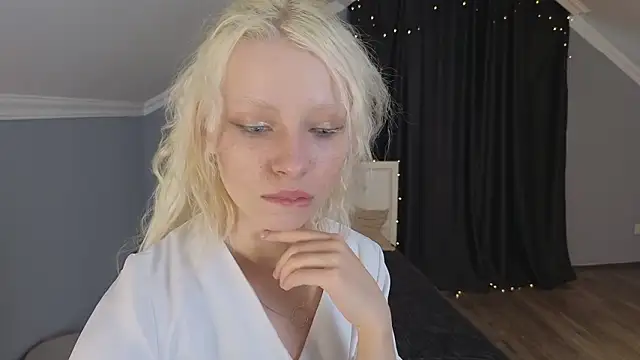 Naomi Demio online show from 22, 2, 2026