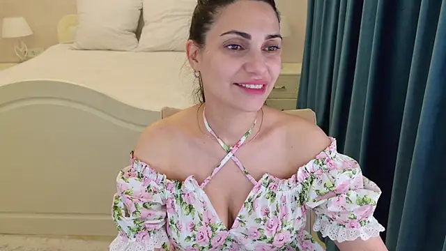 Snapshot of LovelyBeatrice chatting on 18, 7, 2026 LovelyBeatrice online show from 18, 7, 2026
