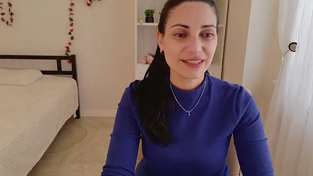 LovelyBeatrice online show from 11, 4, 2026