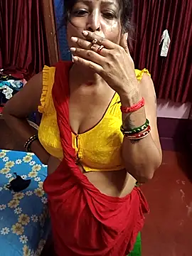 Snapshot of Little-Roshni chatting on 25, 7, 2026 Little-Roshni online show from 25, 7, 2026