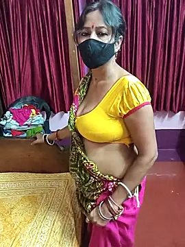Snapshot of Little-Roshni chatting on 1, 7, 2026 Little-Roshni online show from 1, 7, 2026