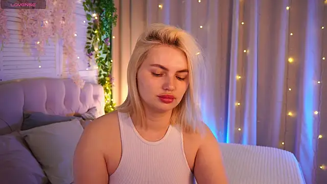AmeliaWeells online show from 6, 5, 2026