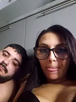 Snapshot of HiddendesireXO01 chatting on 15, 2, 2026 HiddendesireXO01 online show from 15, 2, 2026