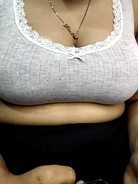 Snapshot of Monika_queen321 chatting on 14, 2, 2026 Monika queen321 online show from 14, 2, 2026