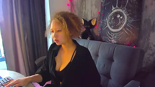 Senya Sol online show from 15, 3, 2026