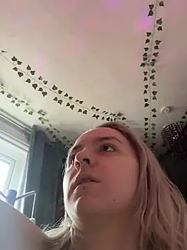 bambibabyy online show from 9, 2, 2026