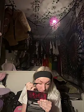 bambibabyy online show from 11, 2, 2026